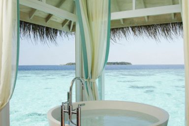 Cool Bathubs Anantara Kihavah Villas