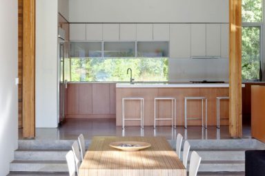 Dining Room Shuswap Cabin by Splyce Design