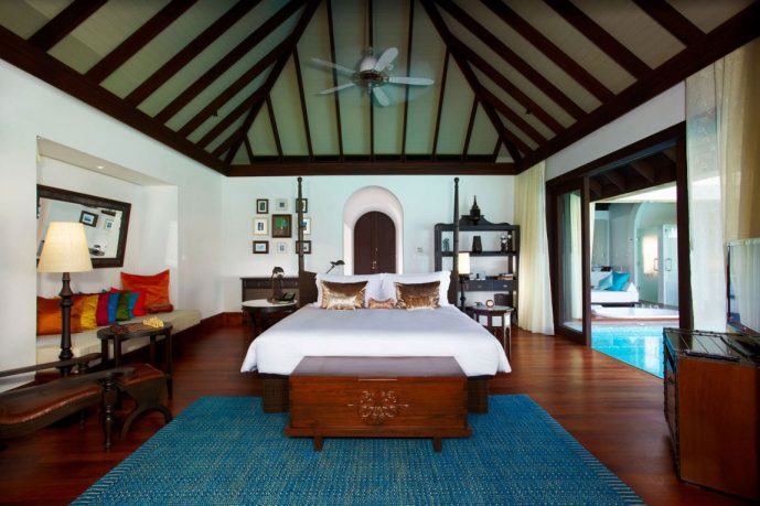 Extraordinary Bedroom Anantara Kihavah VillasExtraordinary Bedroom Anantara Kihavah Villas