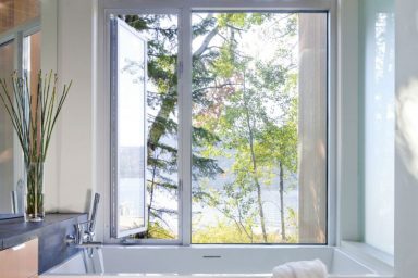 Mminimalist Bathrooms of Shuswap Cabin by Splyce Design