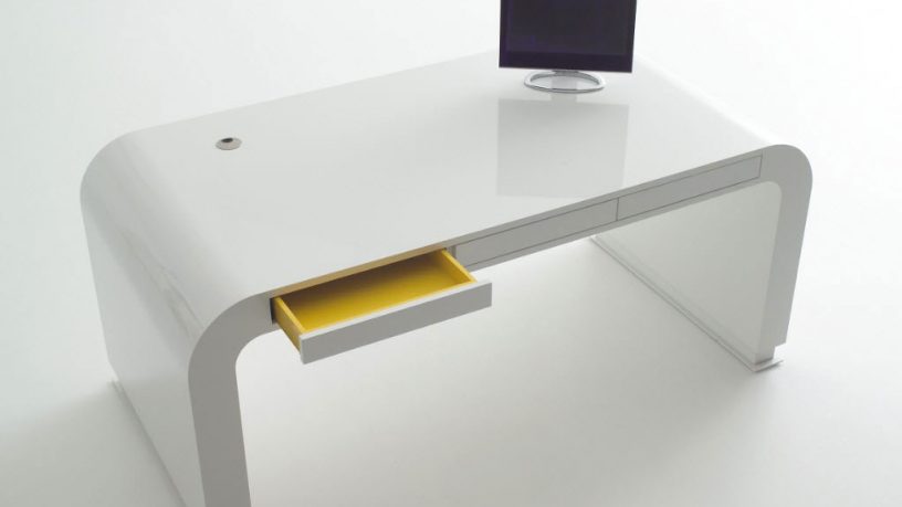 Signalement Open Drawer Computer Desk