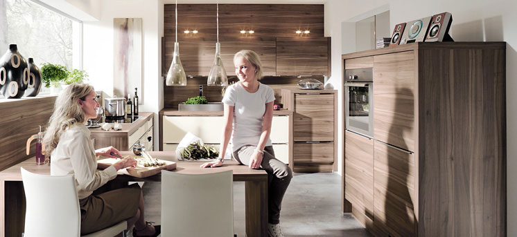 Contemporary Polished Wood Kitchen Design