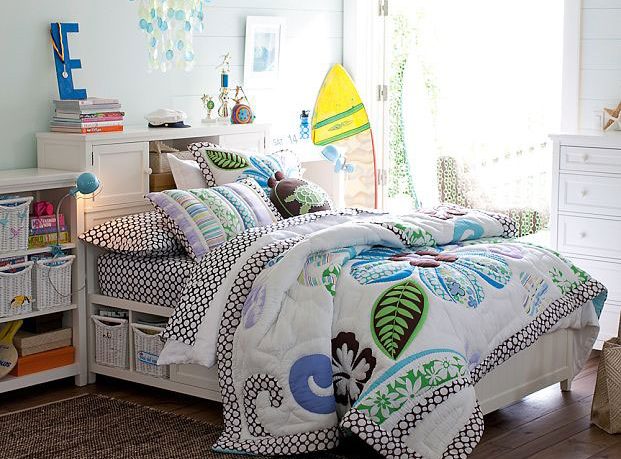 Gorgeous Dorm Rooms 2011
