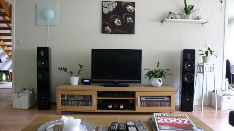 Minimalist and Marvelous Living Room Tv Setup