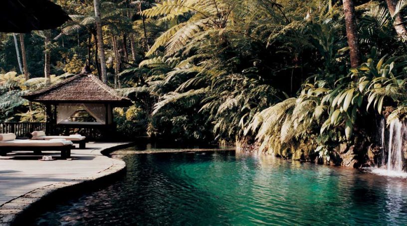 Natural Waterfalls Como Shambhala Resort