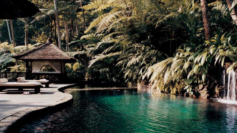 Natural Waterfalls Como Shambhala Resort