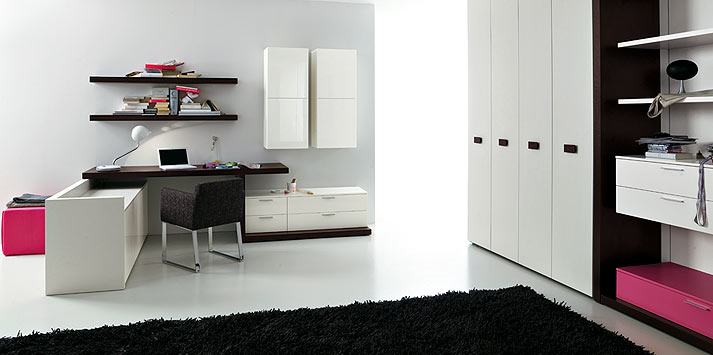 Pink Shelf Bedroom with Black Rug
