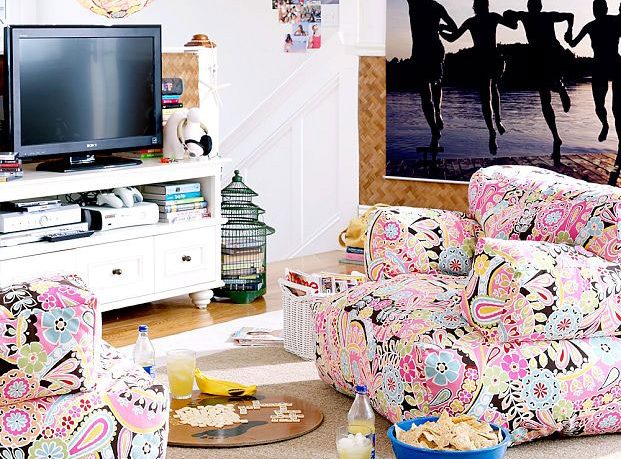Stylish Dorm Rooms 2011