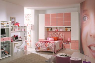 Unique Pink Room with Wall Photos Decoration