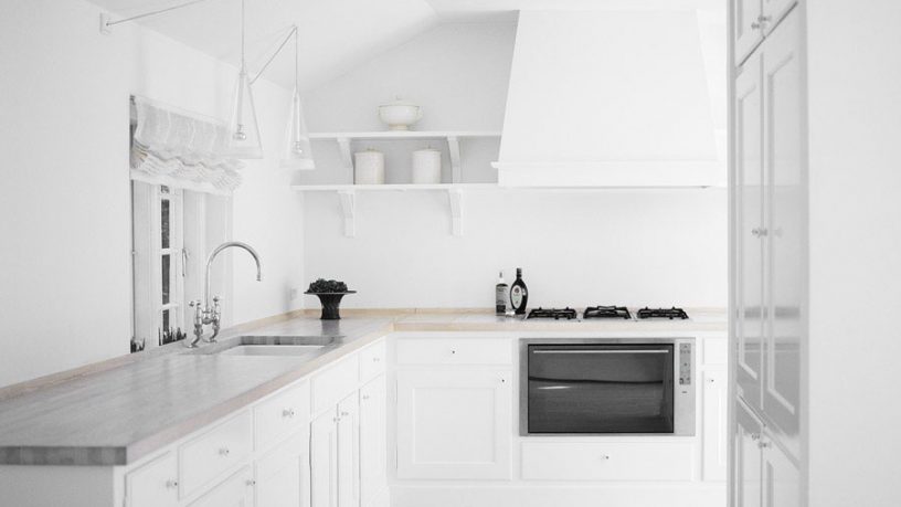 Beautiful Small Kitchen White Color Ideas