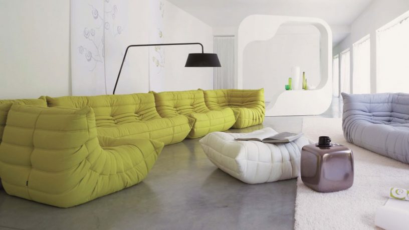 Big Green Couches in Plain Living Room Decor