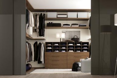 Classic Walk in Wardrobes Design Ideas