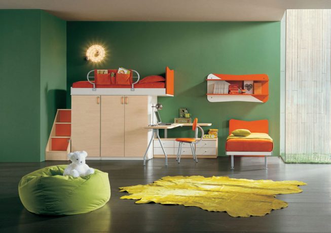 Green Bedroom for Childern with Unique Wall Lights