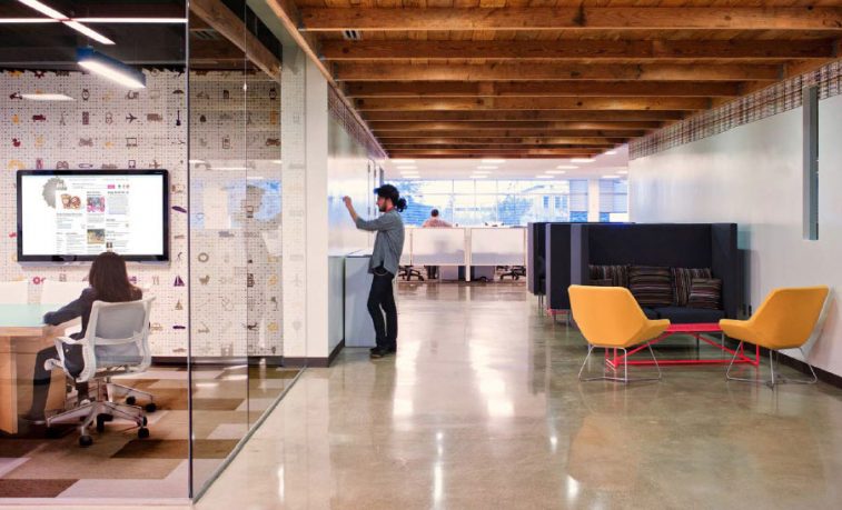 New AOL Creative Office With Glass Partition