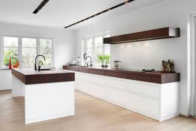 Awesome Kitchen Design with Wood Furniture