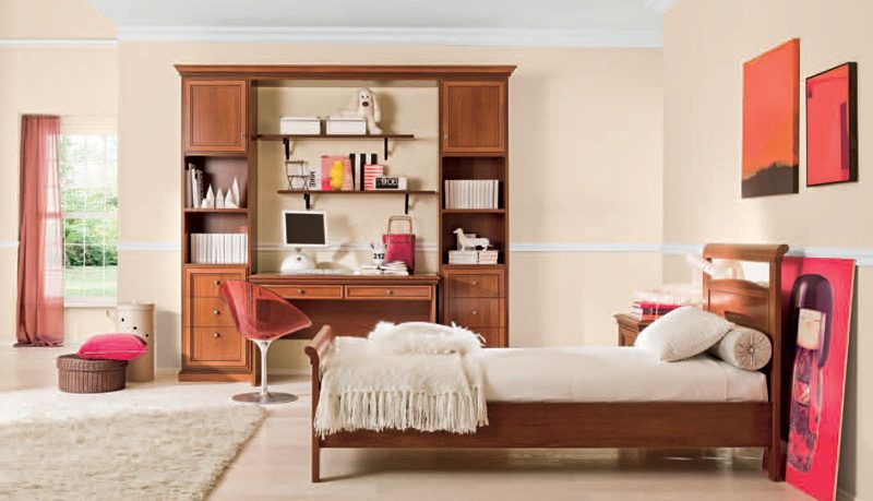 Feminine Classic Girl Bedroom with Wood Study Desk