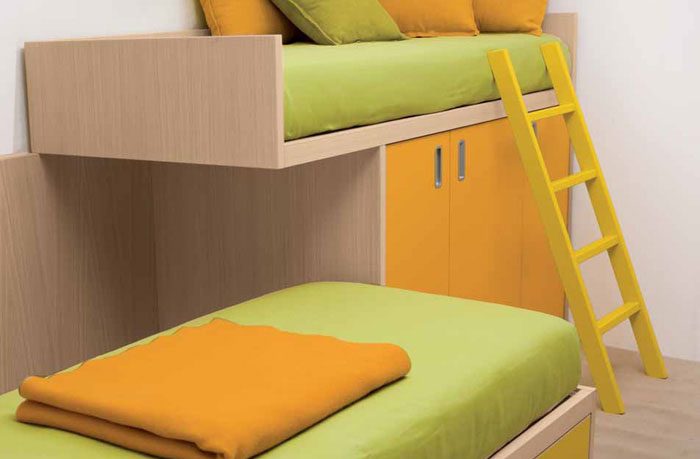 Yellow and Green Bunk Beds for Kids with Ladder Stand
