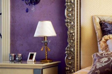 Awesome Luxury Bedroom Apartmen with Classic Wall Lamp Decor