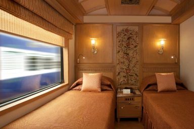 Luxury Double Bed Room Suite Design