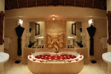 Marble Bathroom with Rose Acents