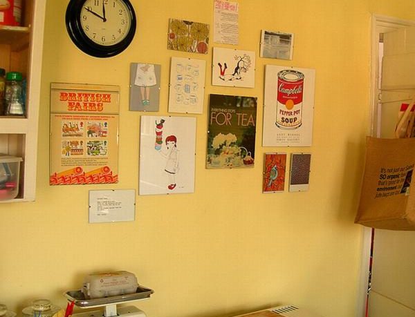 Old Style Yellow Room Design