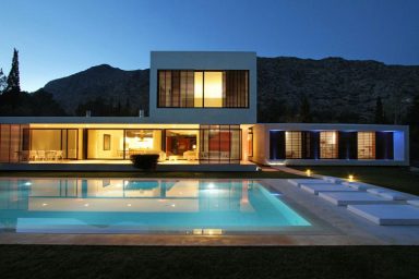 Beautiful Pool House Illumination