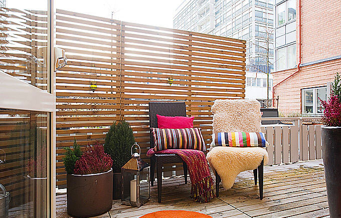 Cozy Balcony Apartment with City Vew