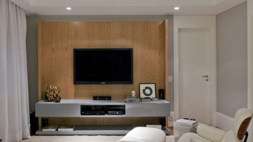 Enetertain Room With LCD TV and Blu Ray