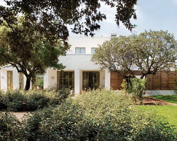 Fresh Backyard Design Inspiration