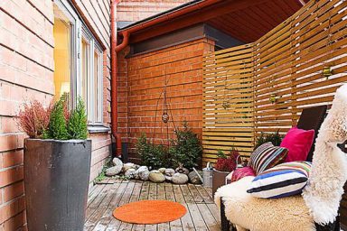 Mini Garden in Balcony Design Ideas