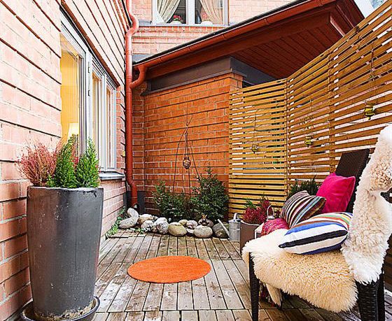Mini Garden in Balcony Design Ideas