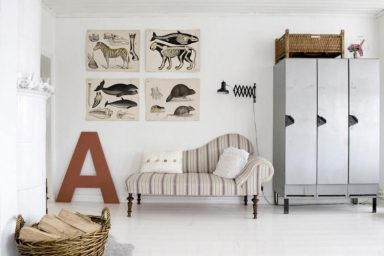 Uninque Living Room Interior Design with Alphabet Decor