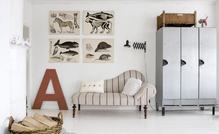 Uninque Living Room Interior Design with Alphabet Decor