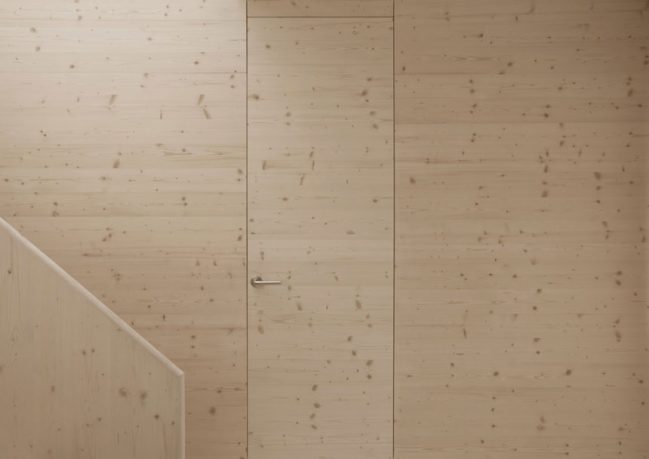 Wood Wadrobe Design