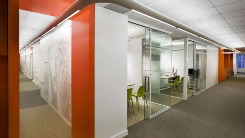 Modern and Colorful Office Spaces Design