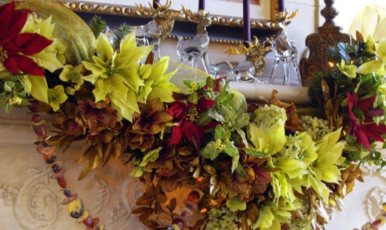 Catchy Firepalce Mantels Dcorations for Chirstmas