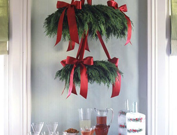 Hanging Leaf Pine Tape Christmas Decor