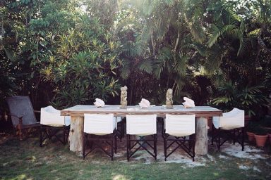 Rustic Outdoor Dinning Table Design
