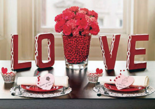 3D Love and Flower Valentine Decor Ideas