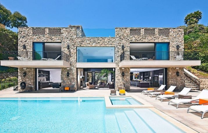 Awesome Castle House Pool with Pool Lounge Chairs