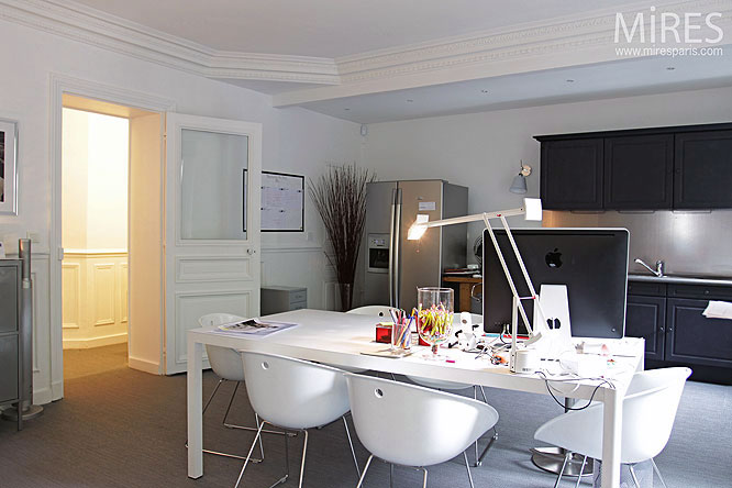 Modern White Dining Table Design