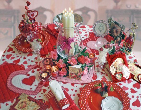 Romantic Table Decor Variants for the Best Valentines Day