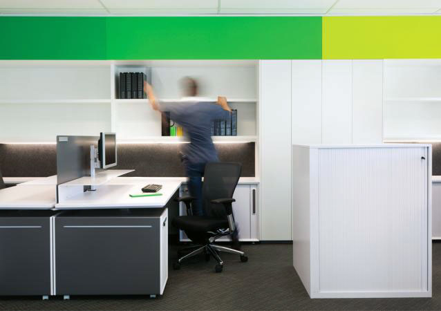 Clean and Sleek Office Furniture Design