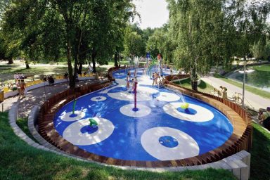Eight Design Water Playground