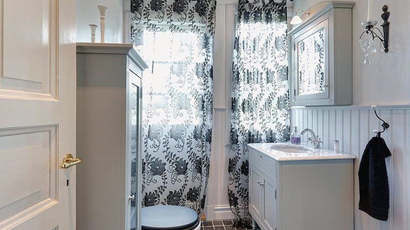 Minimalist Wet Room with Wet Color Ideas