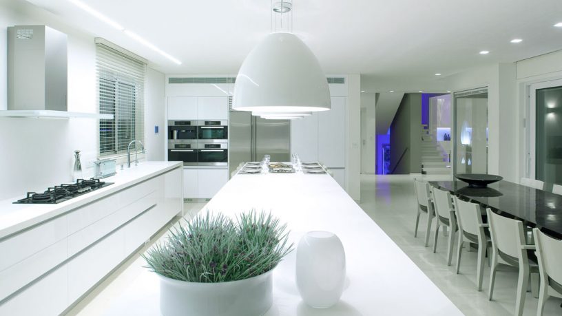 White Kitchen Countertops Design