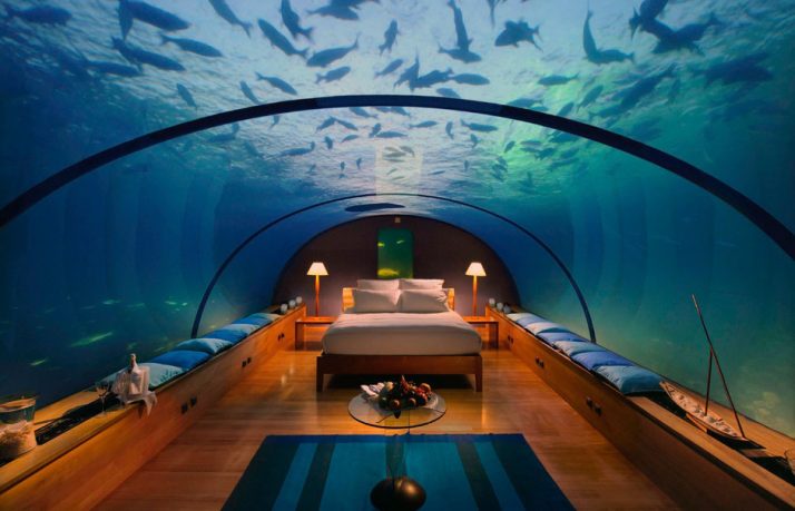 Dangerous Underwater Bedroom Design Ideas