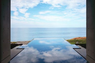 Amazing Infinity Pool with Pacific Ocean View