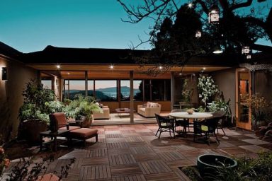 Contemporary Wooden Deck Courtyard Design Ideas