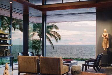Exotic Lounge Ocean House with Sea View